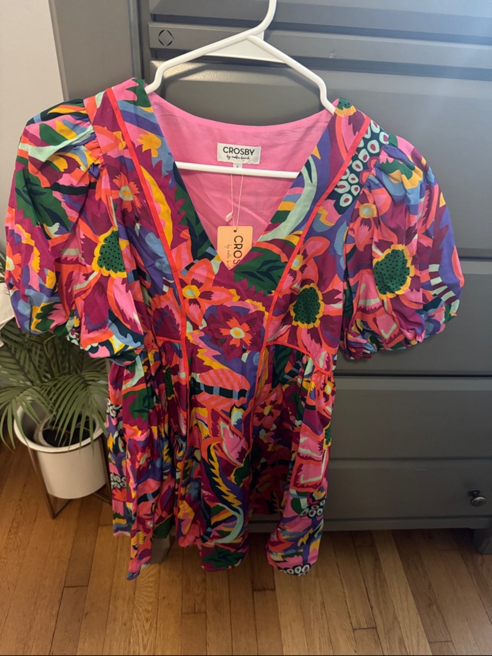 crosby. Vibrant Multicolor Floral Puff-Sleeve Tunic - Pink
